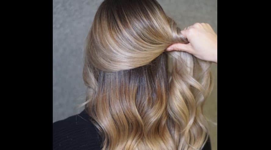 Balayage behandeling bij Kapsalon Haarvisie